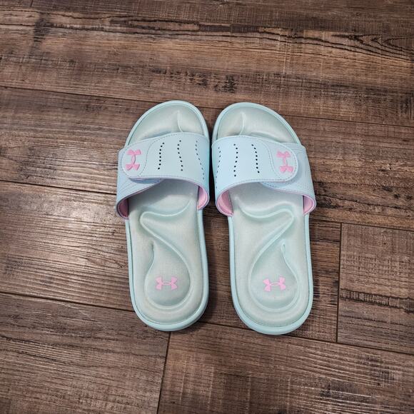 Under Armour Ignite IX women's size 7 blue and pink slides Pre-owned SH2 - Picture 1 of 8